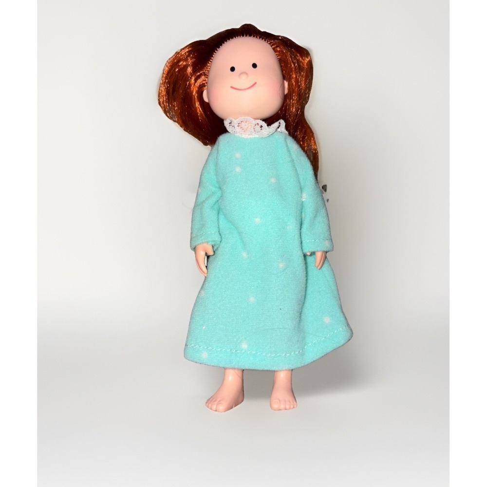 1994 Eden Toys Madeline Posable 8" Doll w/ Bedtime Outfit